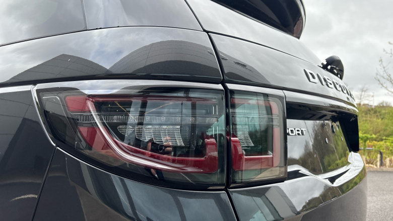 Land Rover Discovery Sport 2.0 D200 Metropolitan 5dr Auto [7 Seat] Diesel Station Wagon